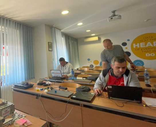 Još jedna grupa kandidata u Beogradu završila osposobljavanje za CNC Operatera